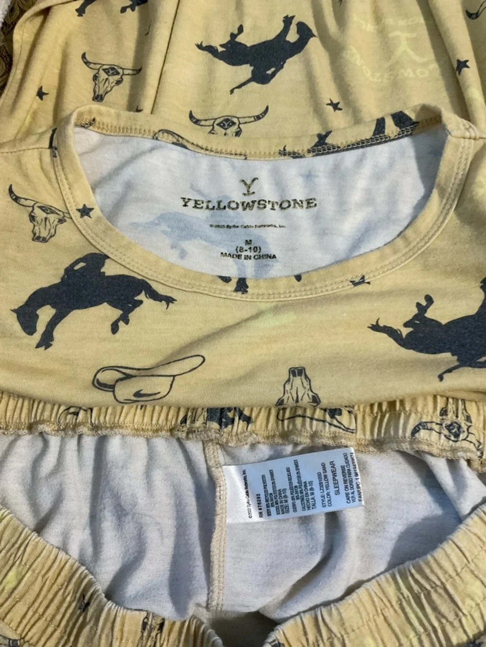 Paramount+Yellowstone Cowboy Print Yellow & Black 2 Pc. Shorts Pajama Set Medium
